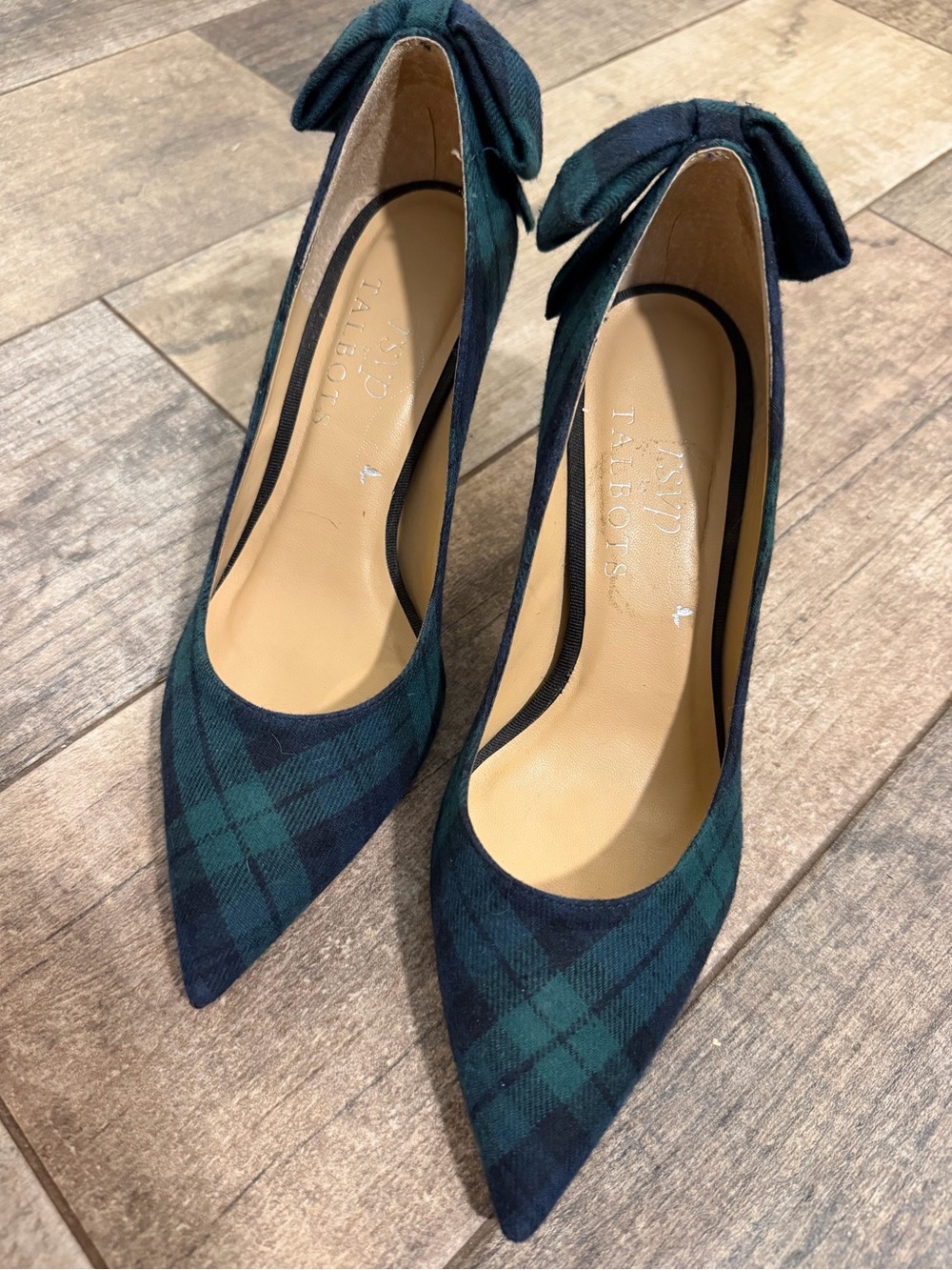 Talbots Green and Navy Plaid Pointed Bow-Back Pumps Christmas Holiday Tartan